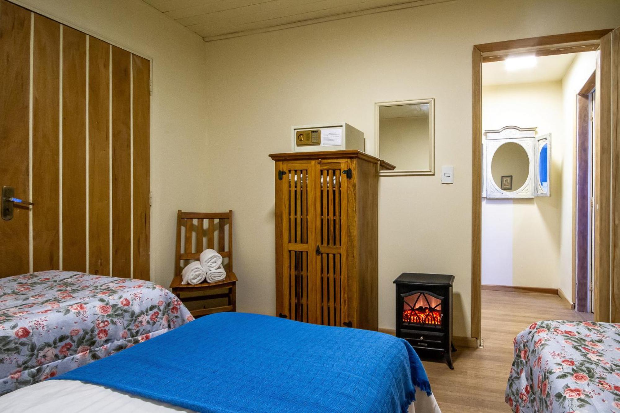 Pousada Casa Mantiqueira - Proxima Ao Capivari E Opcoes De Hidromassagem Campos do Jordão Zimmer foto